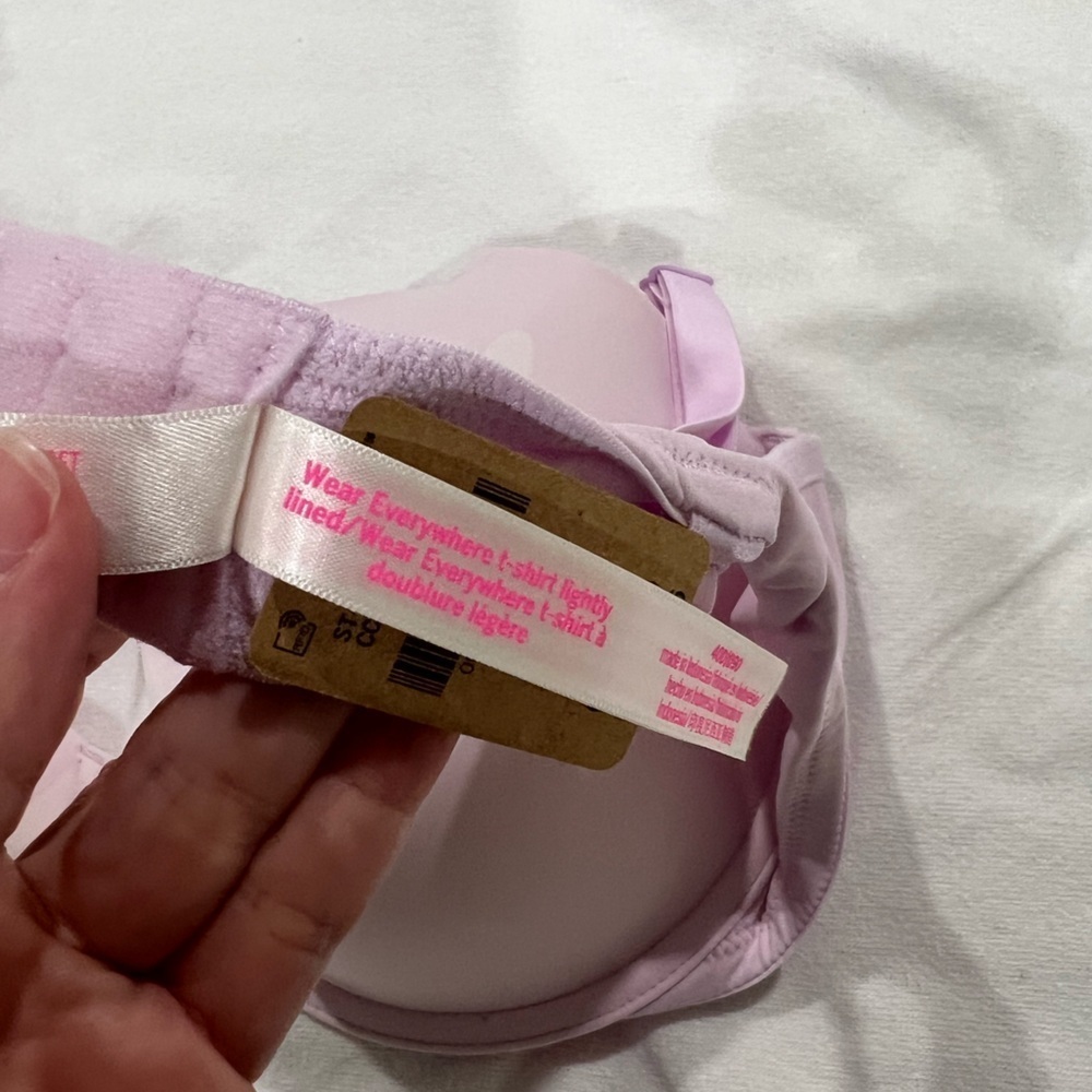 PINK VS Victoria Secret bra purple t-shirt wear everywhere lightly lined 40D - Picture 5 of 7